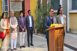 गणतंत्र दिवस समारोह 2025 राजकीय आयुर्वेद महाविद्यालय एवं चिकित्सालय , वाराणसी